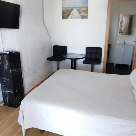 El Escullos Country house